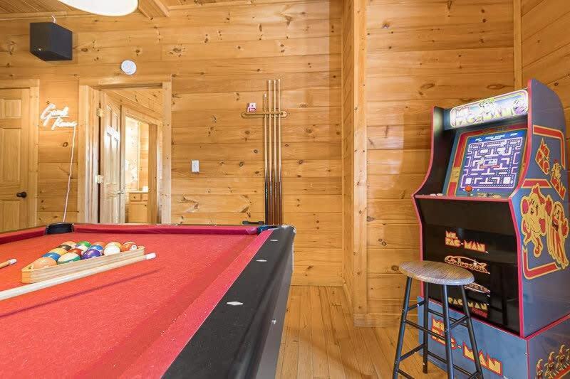Villa Movie Theater Hot Tub View Mountain Escape à Gatlinburg Extérieur photo