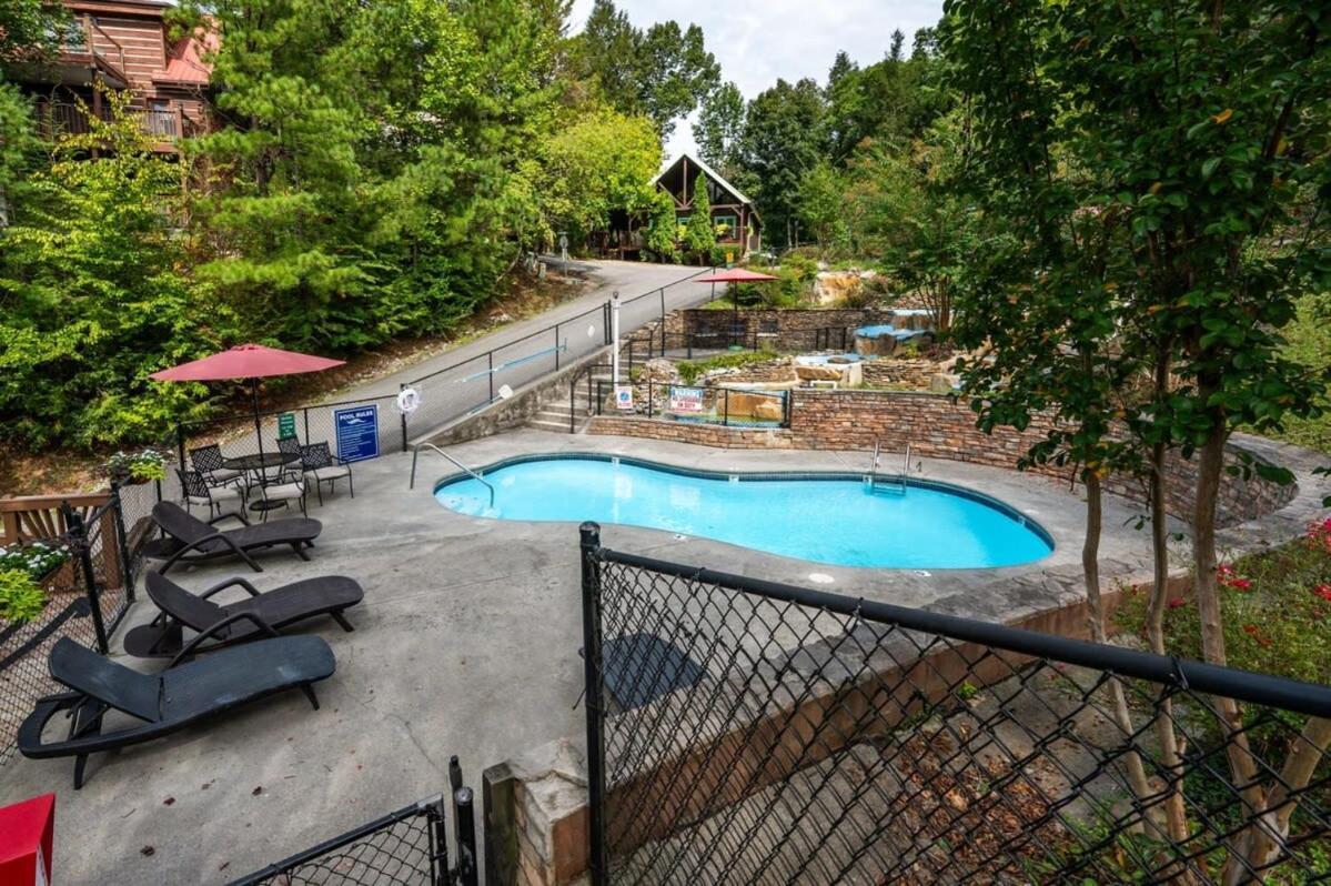 Villa Movie Theater Hot Tub View Mountain Escape à Gatlinburg Extérieur photo